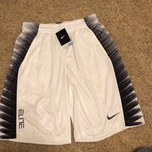 Nike dri-fit elite size large shorts